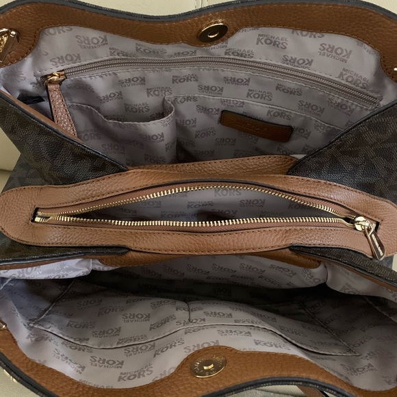 ❌SOLD❌ - Picture 4 of 11